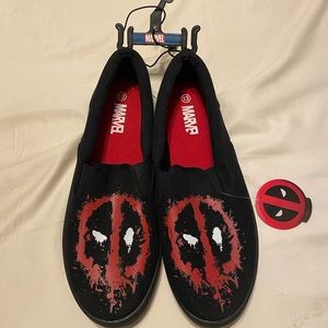 Deadpool sneakers Marvel Comics Ryan Reynolds Wade Wilson X-MEN X-FORCE